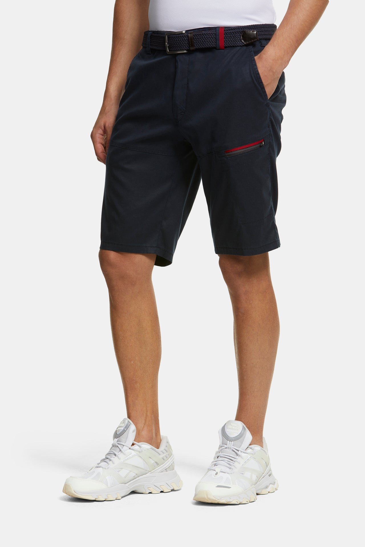 B-Arran 1-8070 ACTIVE • SHORT