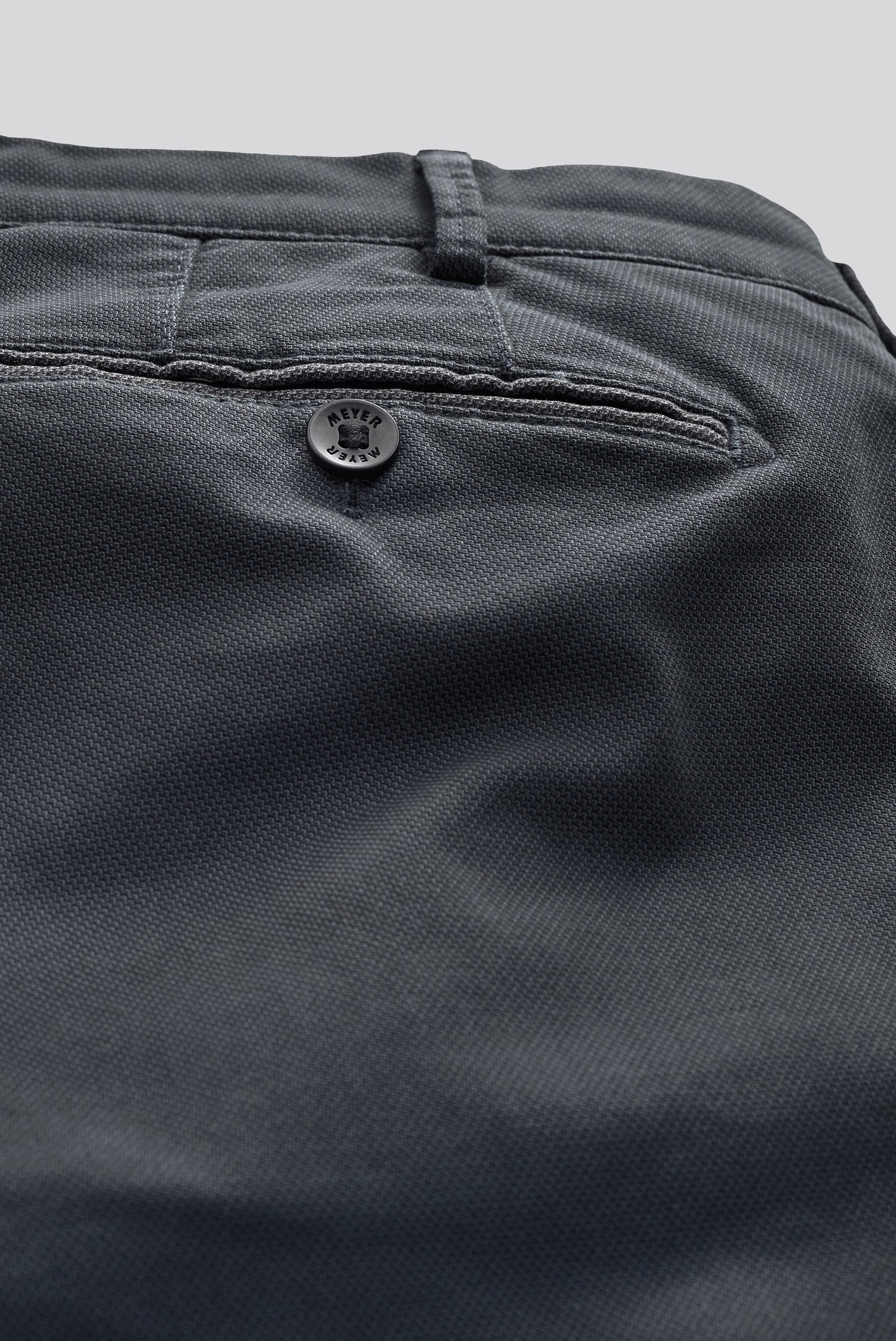 Bonn 2-5566 BI-COLOUR STRUCTURE