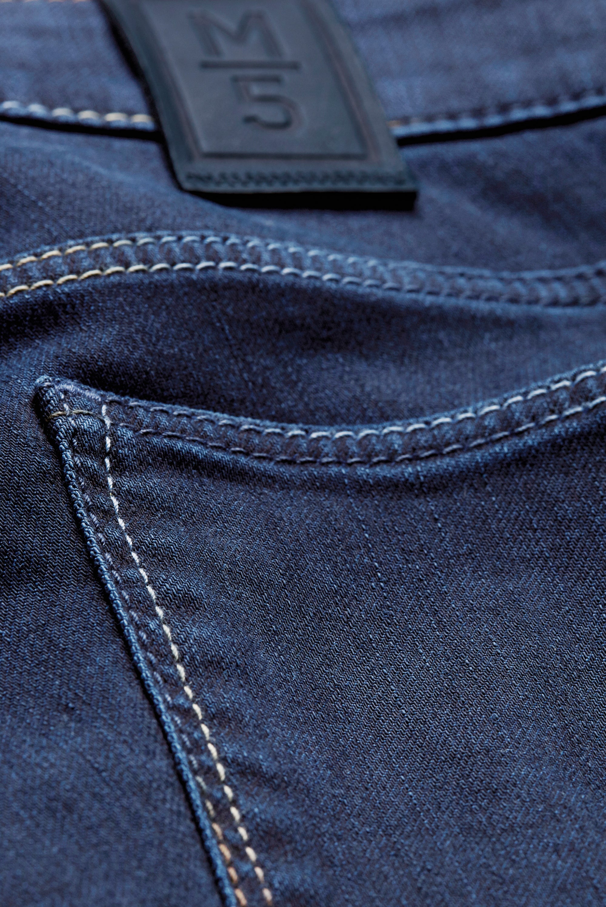 SLIM 9-6206 DARK & CLEAN DENIM